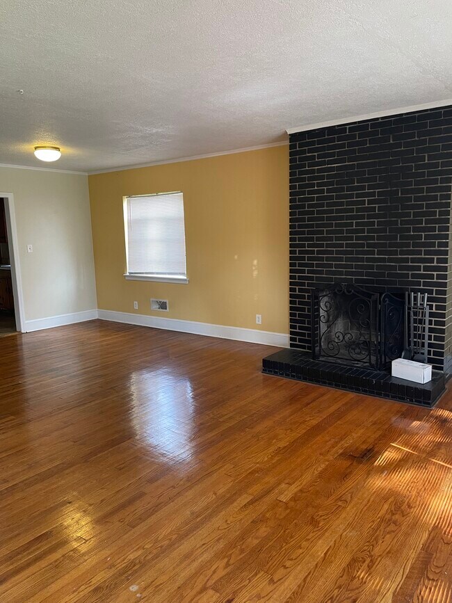 Foto del edificio - 1708 Madison Ave