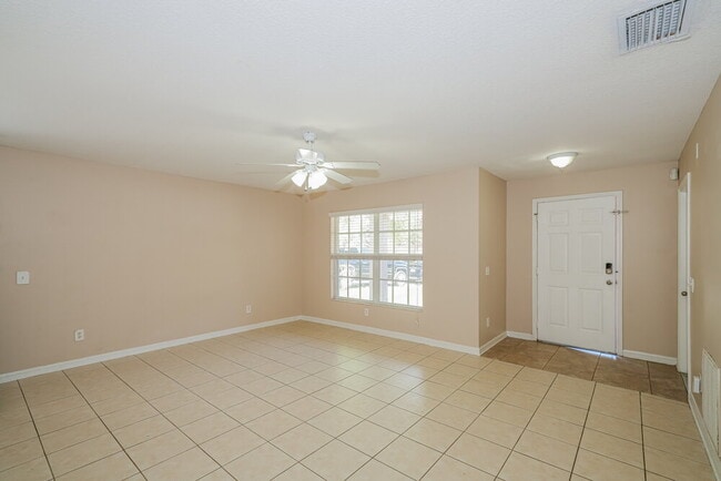 Building Photo - 5133 Anclote River St
