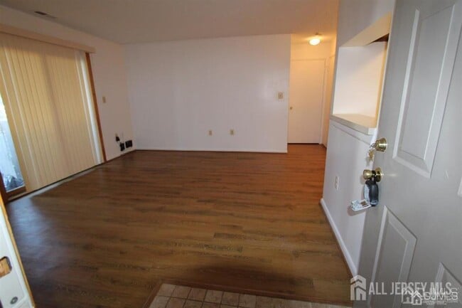 Building Photo - 5310 Ravens Crest Dr
