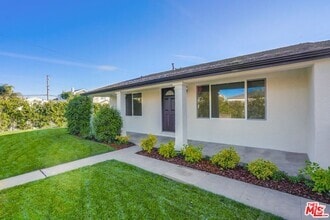 Building Photo - 4725 Sawtelle Blvd