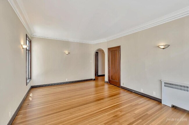 Foto del edificio - 1695 North Point St