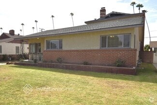 Building Photo - 9515 Samoline Ave