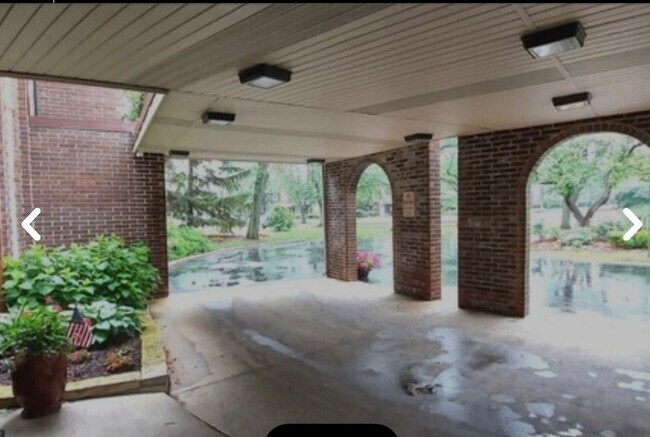 Foto del edificio - 1450 Sandpebble Dr