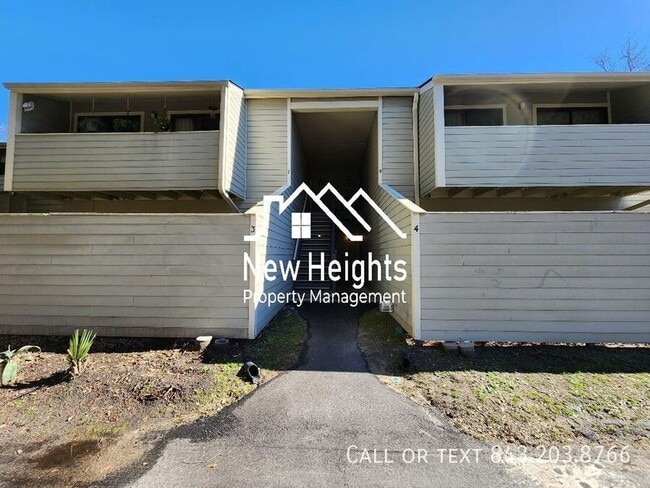 Building Photo - 2332 Treescape Dr