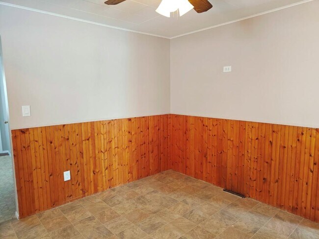 Photo - 28504 Dawson St House