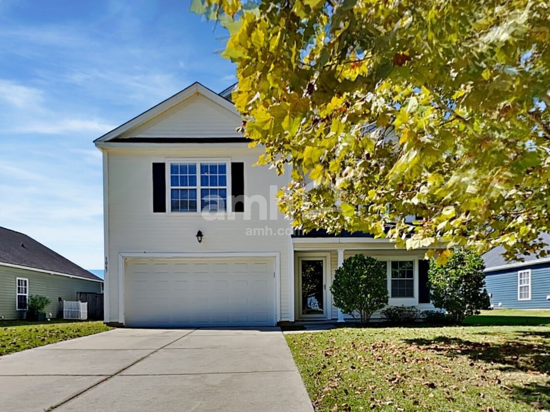 Primary Photo - 1067 Briar Rose Ln