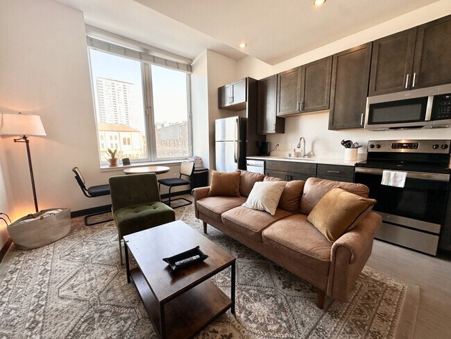 Foto del edificio - 333 W State St