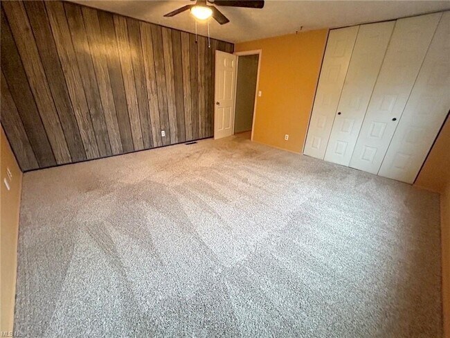Foto del edificio - 535 Willow Dr SE