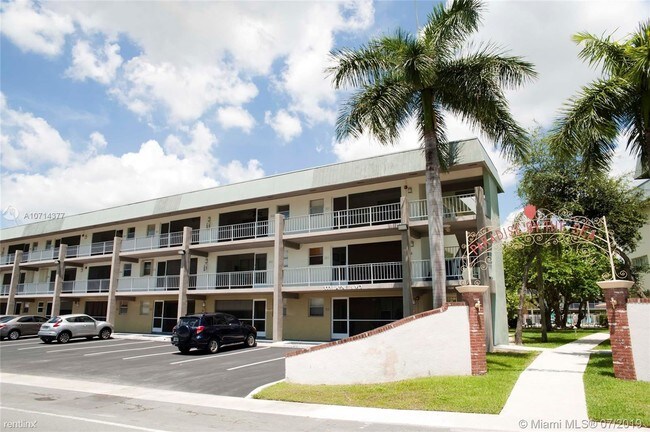 Foto del edificio - 2 br, 2 bath  - 300 Layne Blvd Apt 110