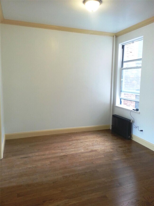 Foto del edificio - 45-37 40th St