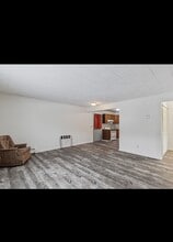 Building Photo - 1 VT-109