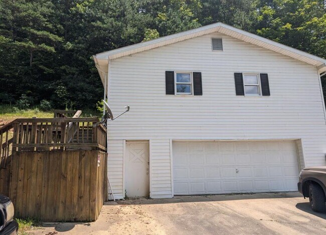 Foto del edificio - 56 Sand Lick Rd