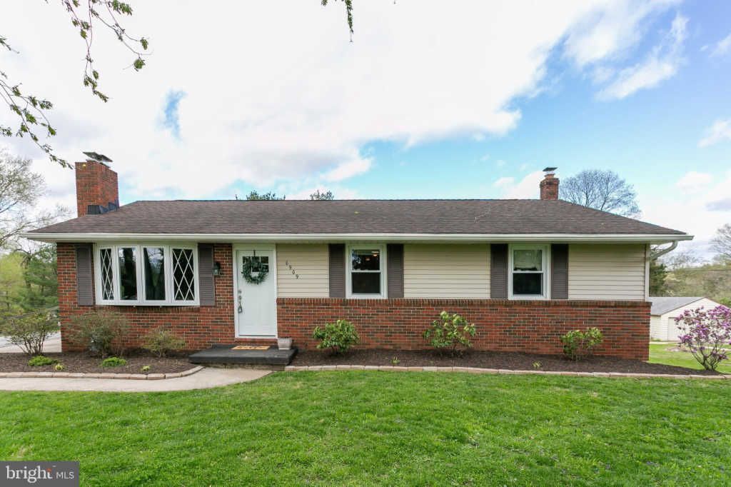 6909 Ridge Rd, Marriottsville, MD 21104 House Rental in
