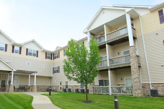 Building Photo - Englewood Vista