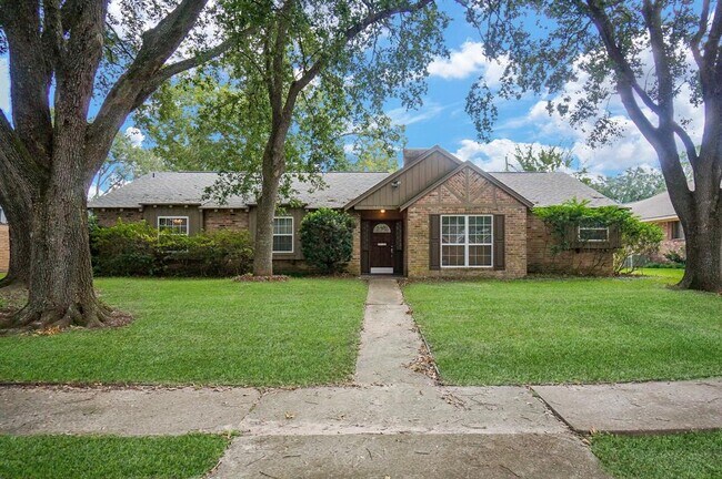 Building Photo - 8119 Braes Meadow Dr