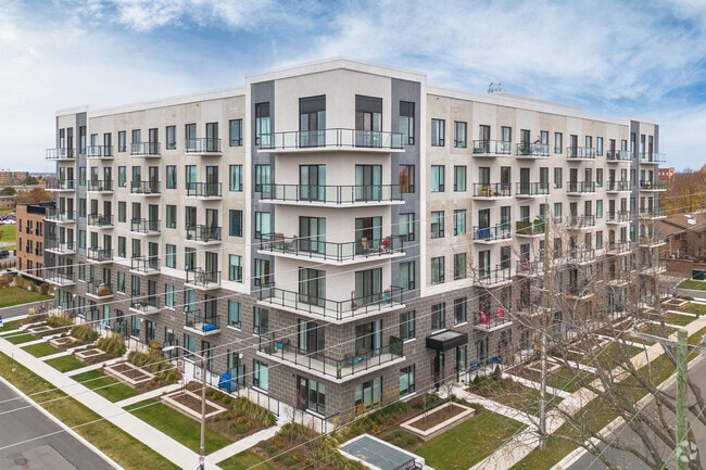 11 Wright - Exterior - E-LEVEN