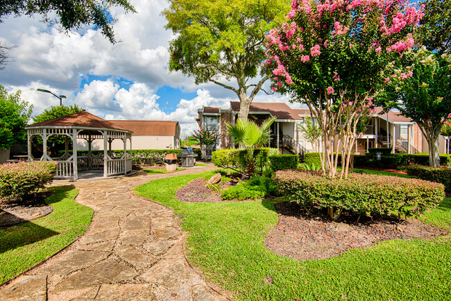 Gazebo - Briar Court