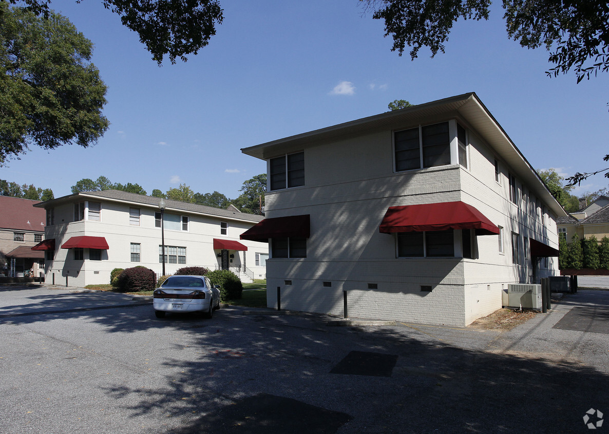 Primary Photo - Cherokee Apartments