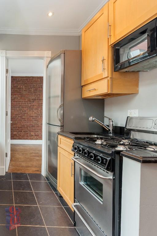 Foto principal - 416 E 16th St