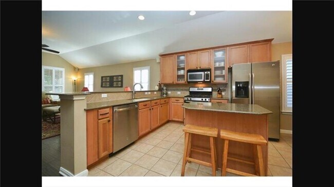 Building Photo - 3644 Pine Needle Cir