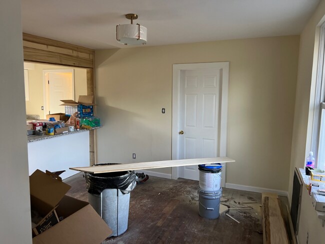 Foto del edificio - 200 Maple Rd