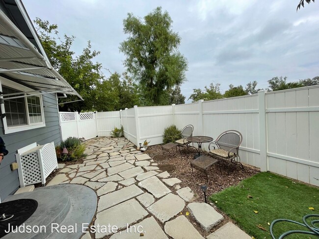 Building Photo - 2 br, 1 bath House - 3031 Dye Road