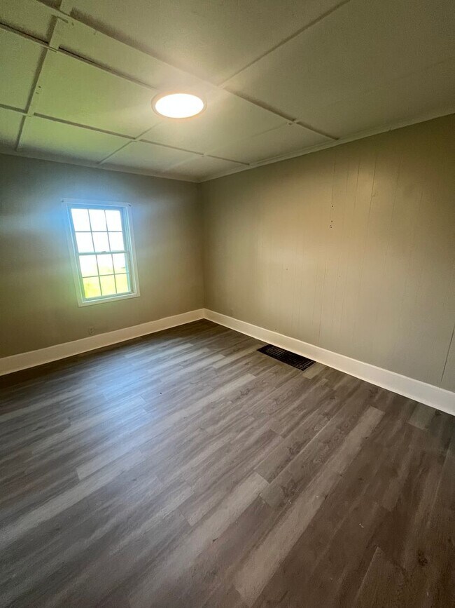 Foto del edificio - Section 8 Accepted, 3-bedroom home, perfec...