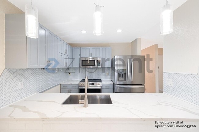 Building Photo - 115 Candice Pl