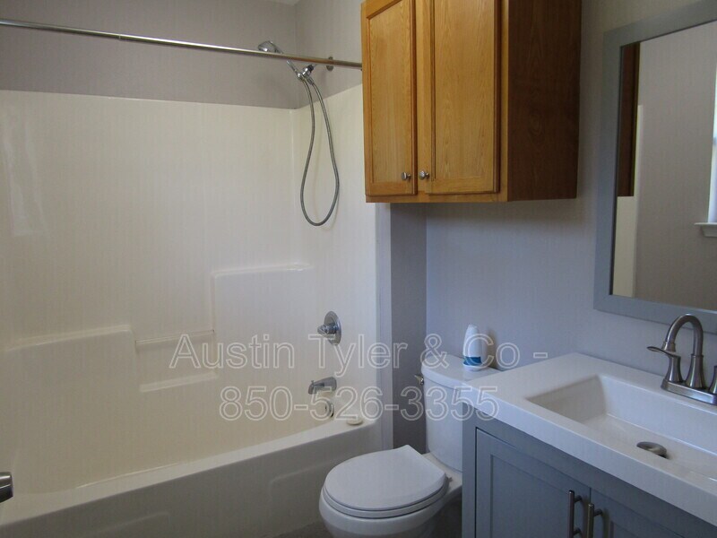 5579 Willis Rd, Greenwood, FL 32443 House Rental in Greenwood, FL