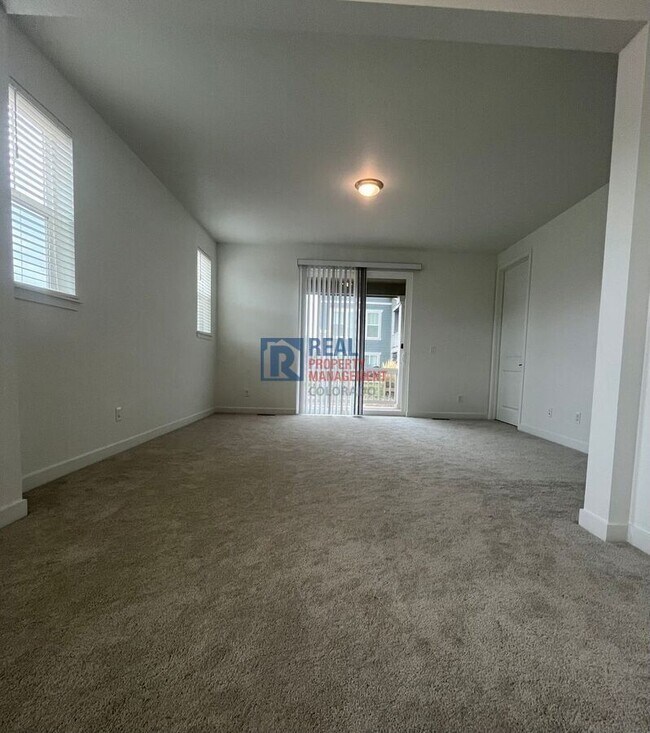 Building Photo - 1815 Myron Ct