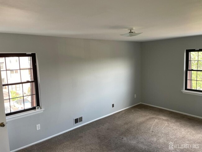 Building Photo - 118 Keystone Ct