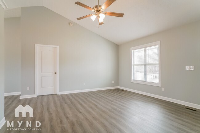 Foto del edificio - 140 Trail Ridge Dr