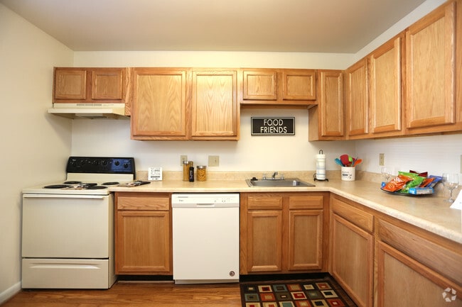 Interior Photo - Auburn Pointe