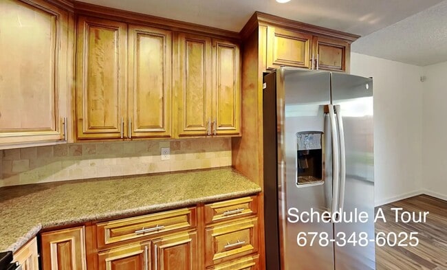 Foto del edificio - Welcome To This Beautiful 4-Bedroom