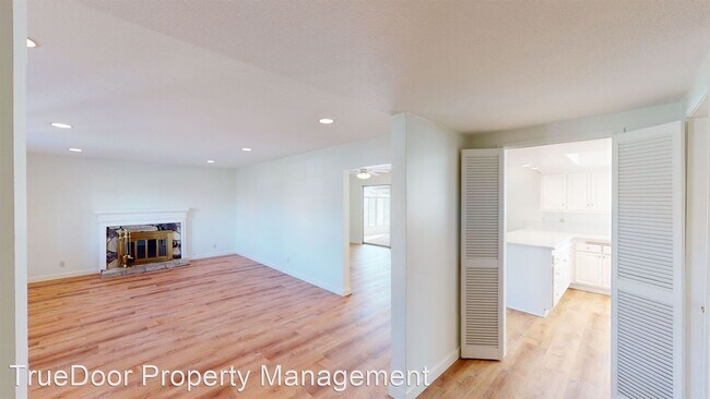 Foto del edificio - 4 br, 2.5 bath House - 608 Lemke Dr
