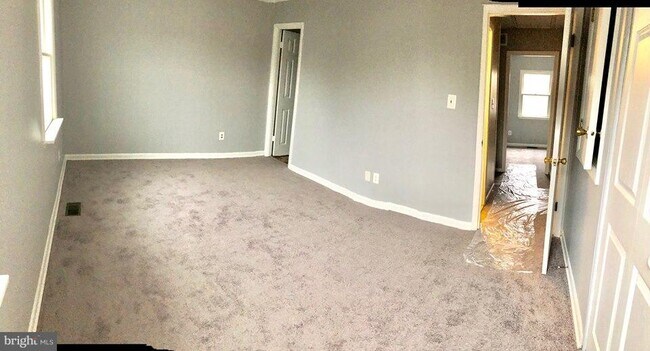 Foto del edificio - 9402 Windpine Rd