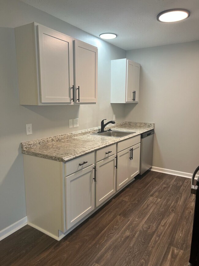 Genesee Village Flint, MI Apartments in Flint, MI