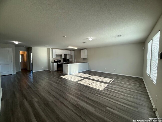 Foto del edificio - 7734 Nopalitos Cv