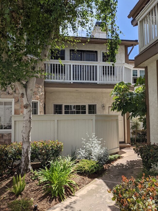 Windemere on the Green Apartments for Rent with Parking Torrance, CA