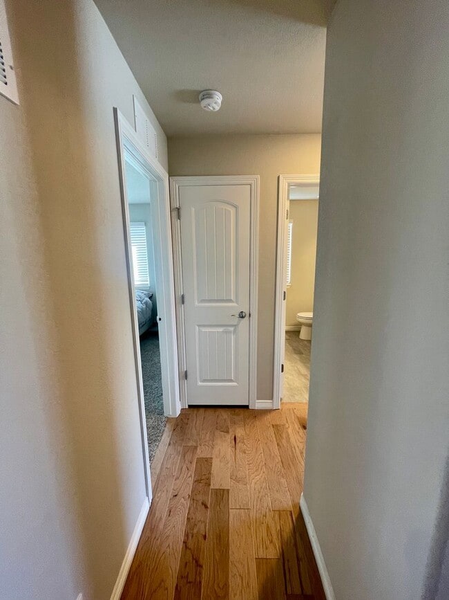 Building Photo - 3 bedroom/2 bath in Lorson Ranch