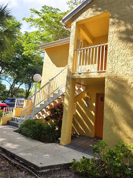 Foto del edificio - 922 Coral Club Dr