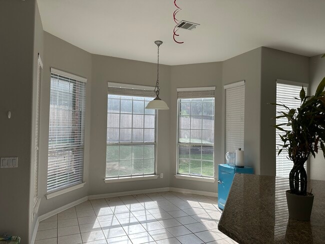 Building Photo - 10416 Canyon Vista Way