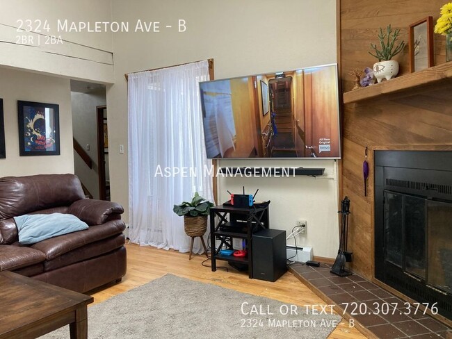 Building Photo - Unique 2BR, 2BA in excellent Boulder locat...