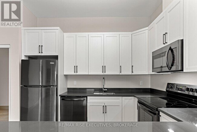Photo du bâtiment - 847 Development Dr