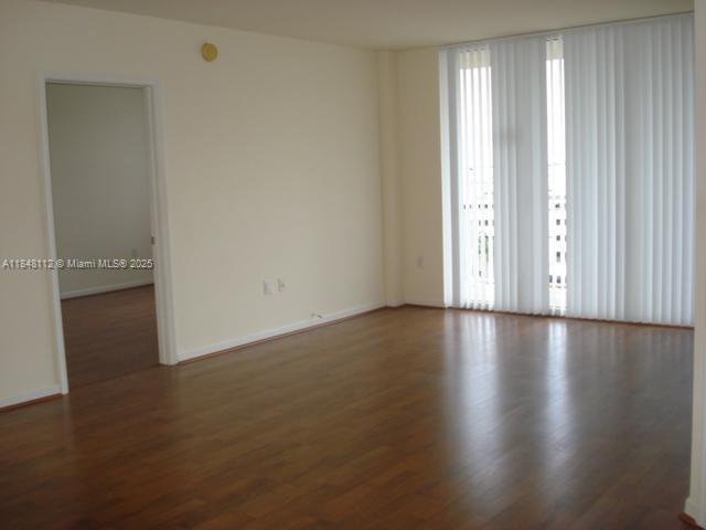 Foto del edificio - 19501 W Country Club Dr