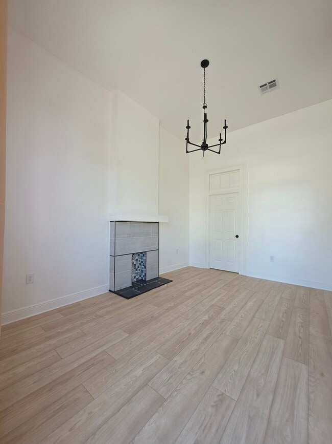 Photo - 2534 Cleveland Ave Townhome
