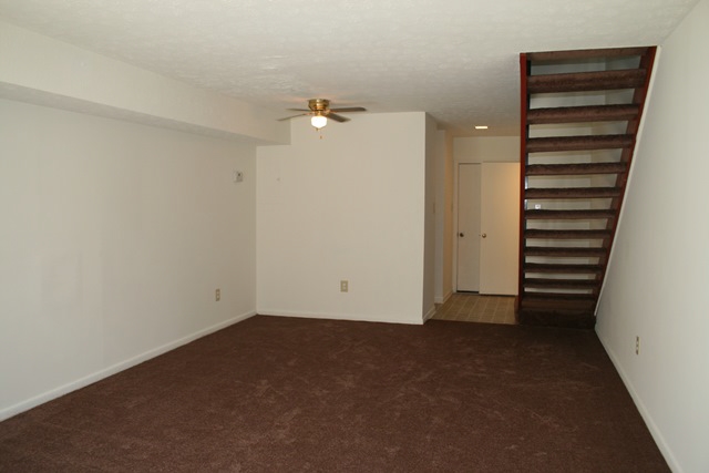 Living Room - Montclair Apartments