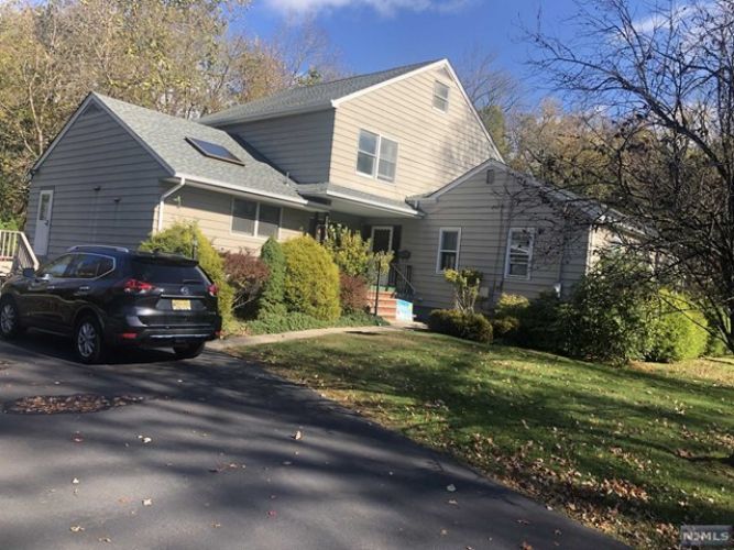 Foto principal - 265 Demarest Ave