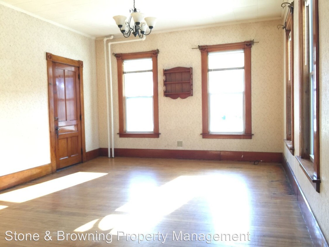 Primary Photo - 28 East St