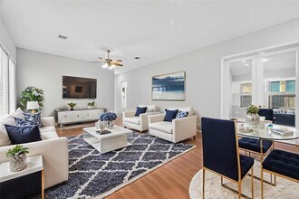 Building Photo - 10535 Cecilia Star Ln